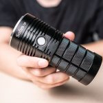 Review đèn pin Sofirn Q8: bá đạo trong tầm giá!