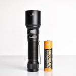 Review đèn pin Fenix C7: 3000 Lumens, pin 21700, sạc Type-C.